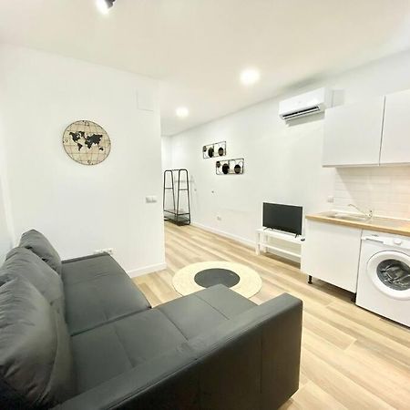 Madrid Rio Amparo Usera Εξωτερικό φωτογραφία