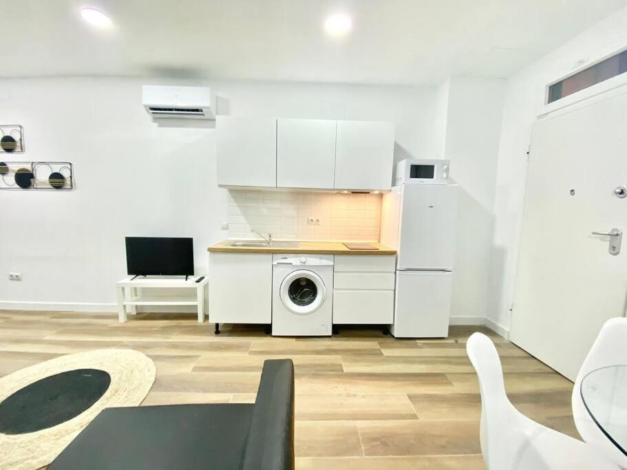 Madrid Rio Amparo Usera Εξωτερικό φωτογραφία