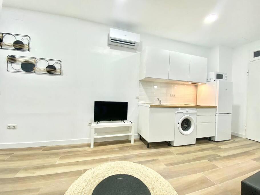 Madrid Rio Amparo Usera Εξωτερικό φωτογραφία